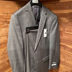 Michael Strahan Classic Fit Suit NWT